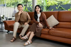Hesti Purwadinata dan...