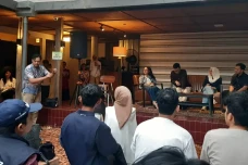 Ratusan Anak Muda Dialog...