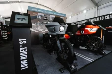 Harley-Davidson Luncurkan...