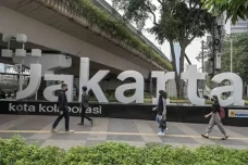 Inflasi Jakarta Februari...