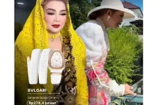 Jam Tangan Rp278 Juta...