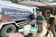 Solidaritas Ramadan,...