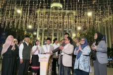 69.000 Lebih Momen Kesegaran...