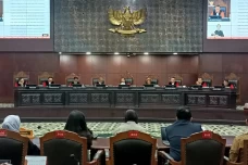 UU soal Uang Pensiun...
