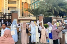 Gelar Salat Idulfitri...