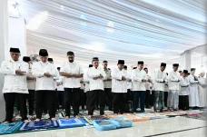 Prabowo Salat Id di...