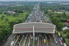 Pemudik Diminta Hindari...