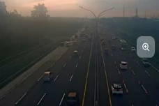 Korlantas Terapkan Contraflow...