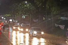 11.776 Kendaraan Tinggalkan...