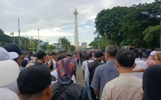 Ada Pembagian Sembako...