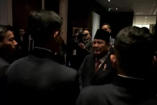 Haru dan Bangga, Diaspora...