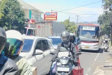 Arus Keluar dan Masuk...