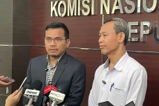Kasus Penyiraman Air...