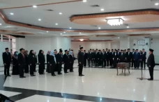 Menpora Erick Lantik...