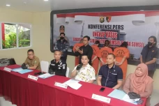 Polda Sumsel Bongkar...