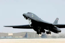 Giliran Italia Larang...