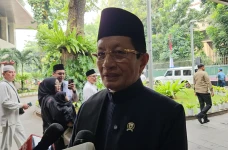 Penyesuaian Jam Kerja...