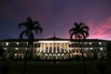 Biaya Kuliah UGM Jalur...