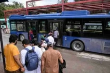 Harga Bensin Melonjak,...