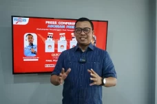 Kritik Saiful Mujani,...
