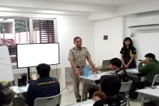 Wali Kota Jaktim Tinjau...