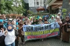 Massa TPUA Sempat Ditawari...