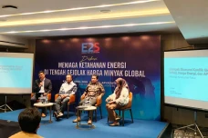 Harga Minyak Global...