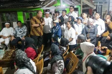 Kang Cucun Tinjau Program...
