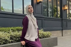 Dirumorkan Pacaran dengan...