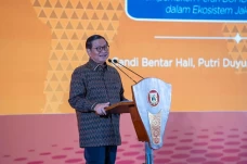 Pramono Minta BUMD Persiapkan...