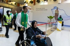 Bandara Madinah Layani...