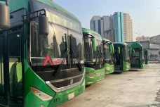 Kecanggihan Bus Hidrolik...