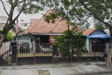 Kisah Rumah Tua di Jalan...