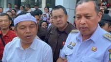 KDM Perintahkan Wali...