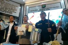 Dalang Rencana Anarkis...