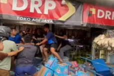 Toko Kelontong di Kemayoran...