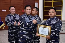 Lumpuhkan 10 OPM dan...
