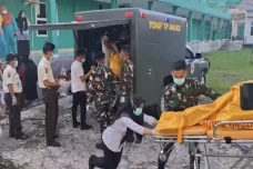 Tiba di RSUD Siti Aisyah,...