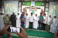 Kunjungi Markas Habib...
