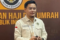 Tembus 100 Ribu Jemaah...