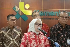 Wamenkop Tepis Isu Orang...