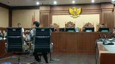 Di Depan Hakim, Nadiem...