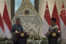 Singapura Sampaikan...