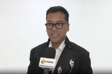 Andi Rianto Bocorkan...