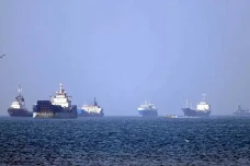 Kapal Tanker Raksasa...