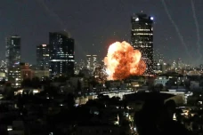 Rusia: AS-Israel Serang...