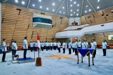 6 Pati TNI AU Duduki...