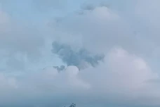 Gunung Dukono Erupsi...