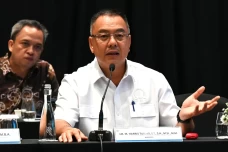 Legislator PDIP: Pelemahan...