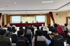 Forum Kebijakan Kita...